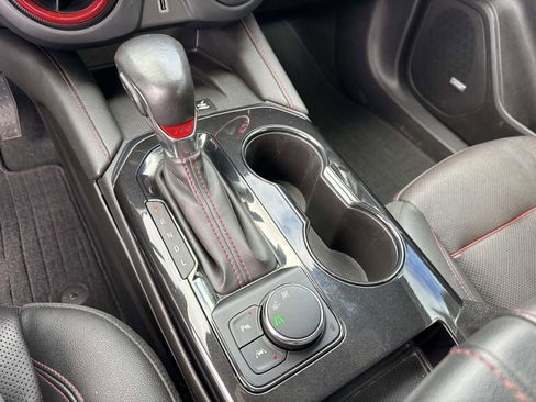 Used 2021 Chevrolet Blazer RS w/ Enhanced Convenience Package image 25