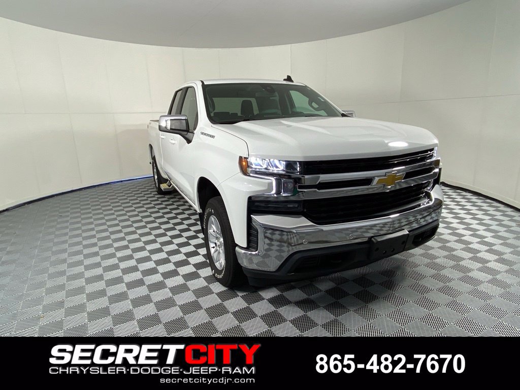 Used 2020 Chevrolet Silverado 1500 LT w/ Convenience Package AWD/4WD image 1