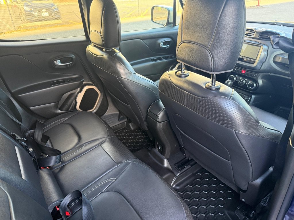 Used 2016 Jeep Renegade Limited AWD/4WD image 15