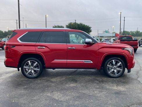 Used 2023 Toyota Sequoia Capstone image 4