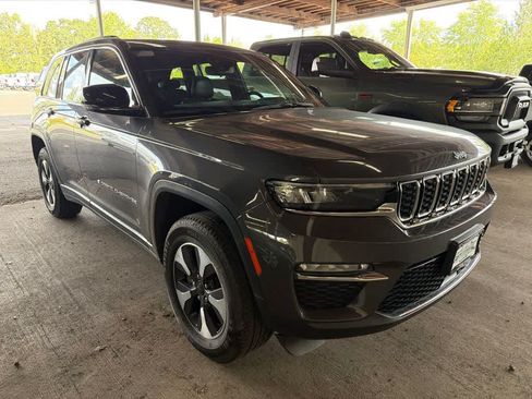 Used 2024 Jeep Grand Cherokee Limited 4xe AWD/4WD image 1