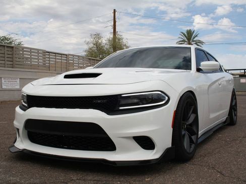 Used 2015 Dodge Charger R/T RWD image 25