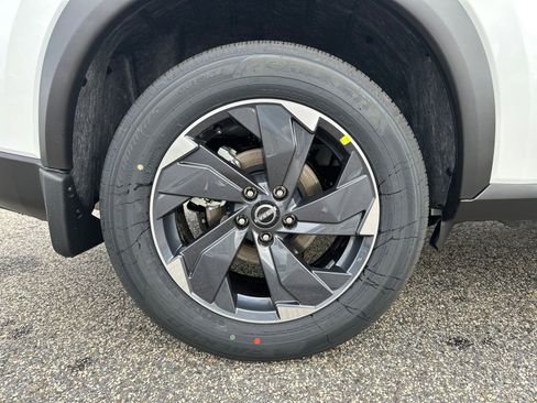 New 2026 Nissan Rogue SV image 17