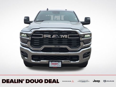 New 2026 RAM 2500 Tradesman AWD/4WD image 8