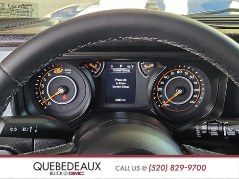 Used 2025 Jeep Wrangler Unlimited Sport AWD/4WD image 17