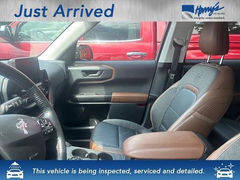 Used 2023 Ford Bronco Sport Outer Banks w/ Tech Package AWD/4WD image 4