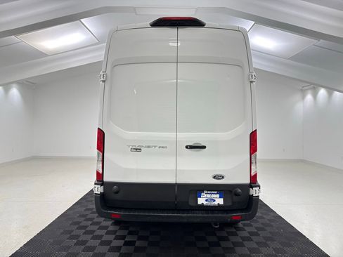 Used 2024 Ford Transit 250 148 High Roof RWD image 7