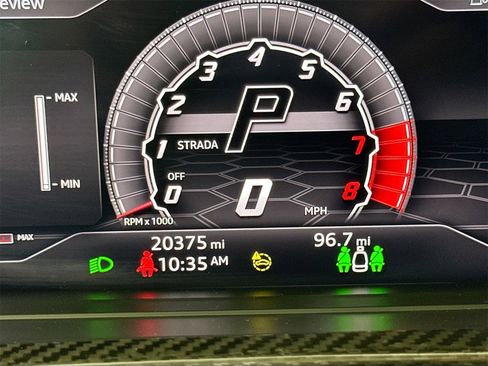 Used 2021 Lamborghini Urus Base image 12