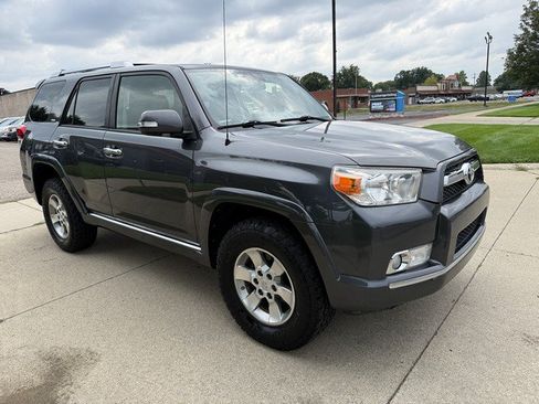 Used 2012 Toyota 4Runner SR5 w/ Convenience Pkg AWD/4WD image 3
