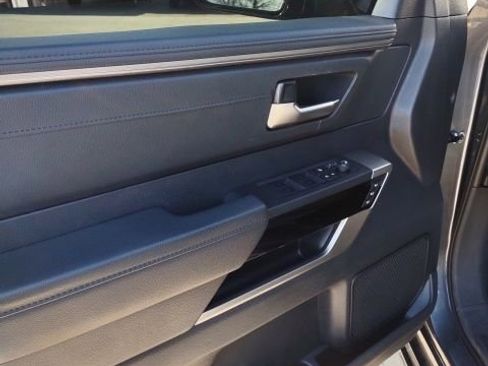 Used 2023 Toyota Tundra Limited image 10