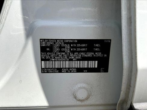 Used 2017 Toyota RAV4 XLE image 30