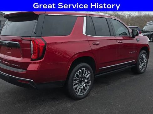 Used 2024 GMC Yukon Denali Ultimate AWD/4WD image 2