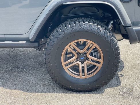 Used 2021 Jeep Wrangler Unlimited Rubicon 4xe w/ Steel Bumper Group AWD/4WD image 40