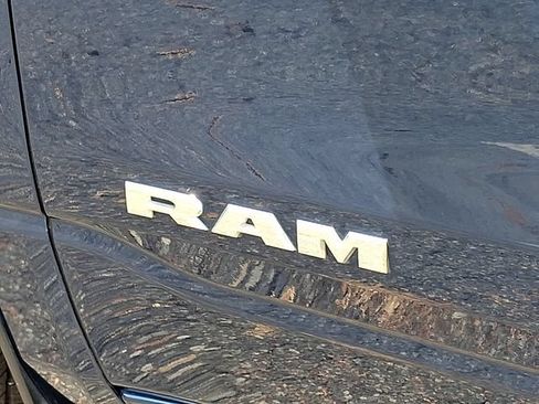 Used 2022 RAM 1500 Big Horn RWD image 30