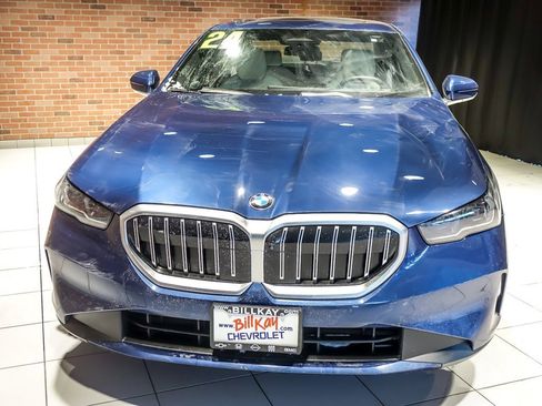 Used 2024 BMW 530i xDrive 530i xDrive w/ Premium Package image 8