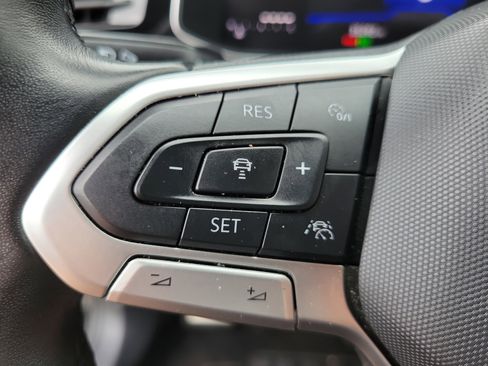 Used 2025 Volkswagen Jetta Sport FWD image 20