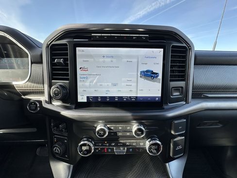 Used 2021 Ford F150 Platinum w/ FX4 Off-Road Package image 25