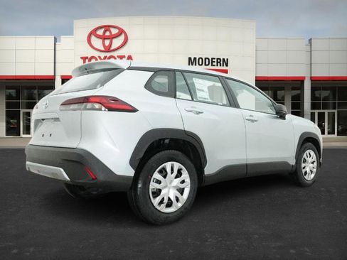 New 2026 Toyota Corolla Cross L image 25