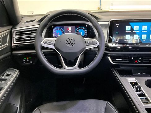 New 2026 Volkswagen Atlas Cross Sport SE image 15