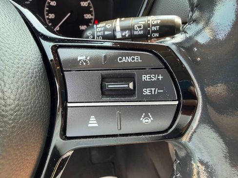 Used 2024 Honda CR-V EX-L image 13