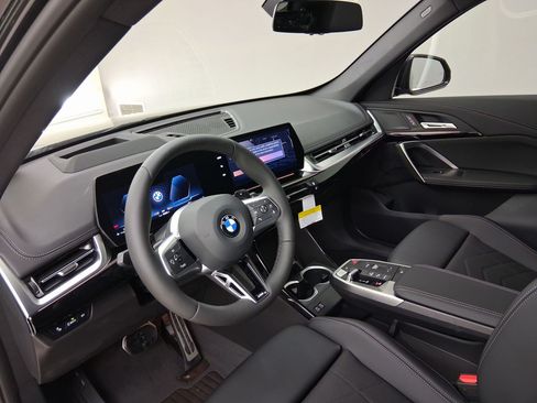 New 2026 BMW X1 xDrive28i w/ Technology Package AWD/4WD image 2