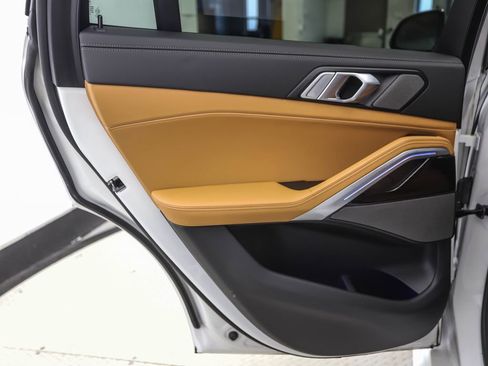 Certified 2024 BMW X6 xDrive40i w/ Premium Package image 21