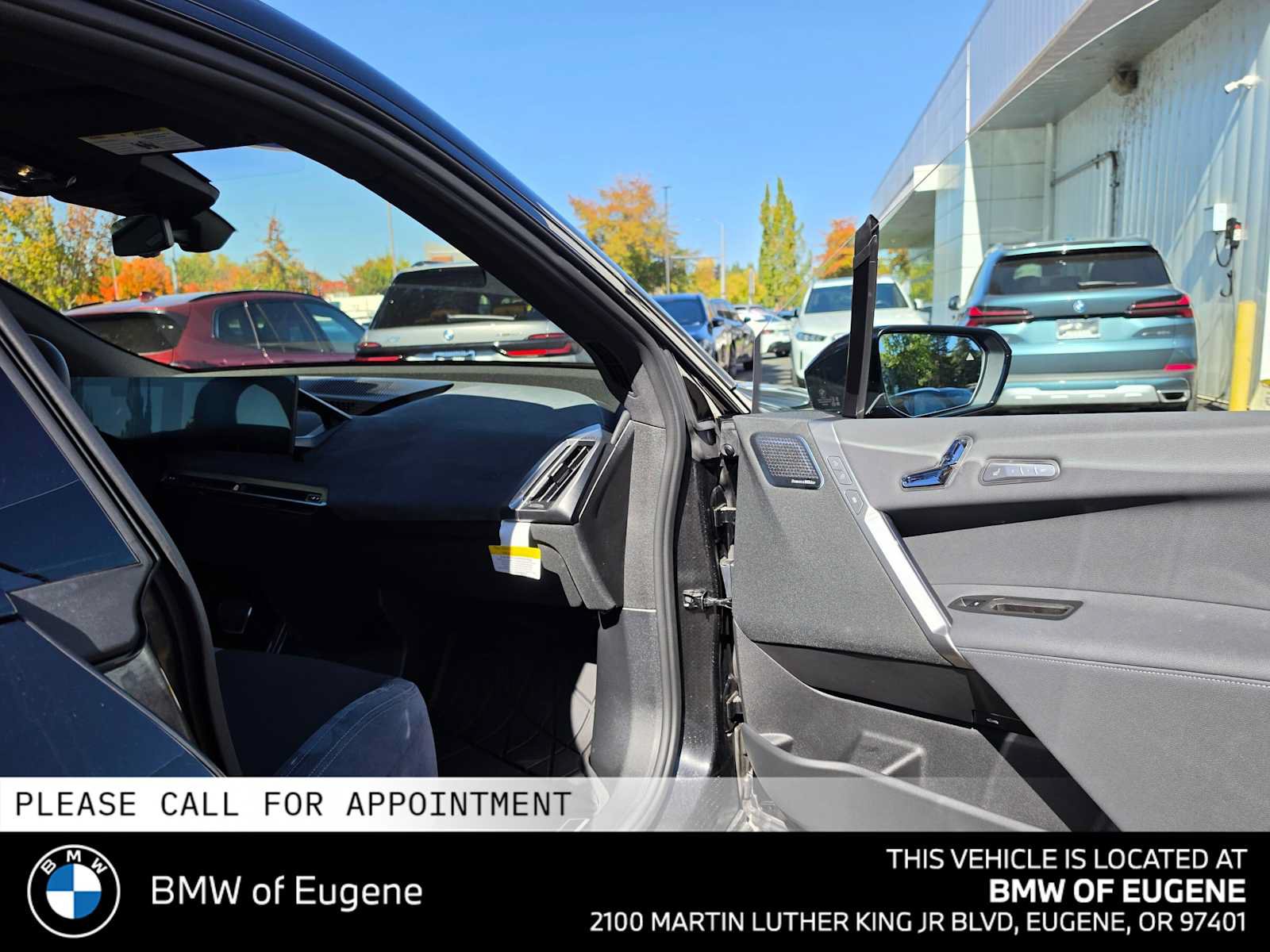 Used 2026 BMW iX xDrive45 w/ M Sport Package AWD/4WD image 10