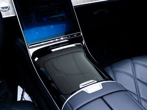 Used 2023 Mercedes-Benz Maybach S 680 4MATIC image 16
