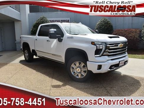 New 2026 Chevrolet Silverado 2500 High Country w/ High Country Premium Package AWD/4WD image 1