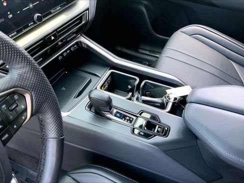 Used 2025 Lexus TX 500h AWD w/ Technology Package image 17