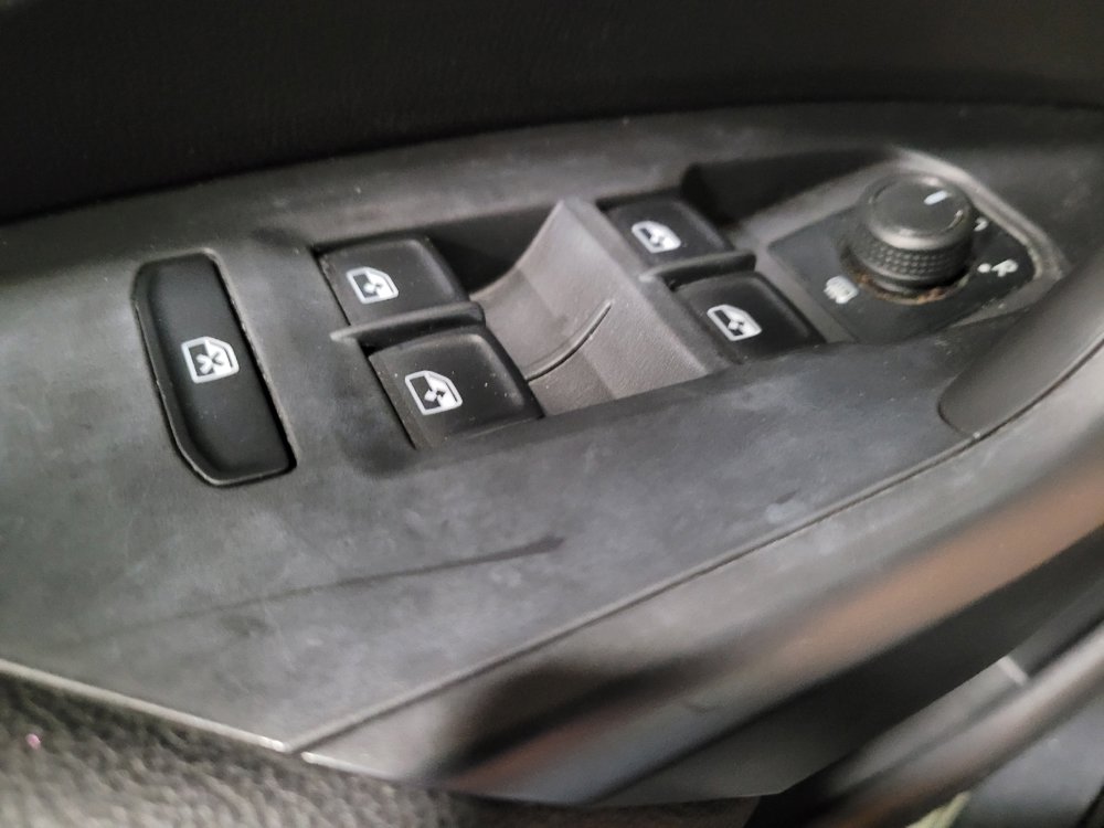 Used 2020 Volkswagen Jetta S FWD image 27