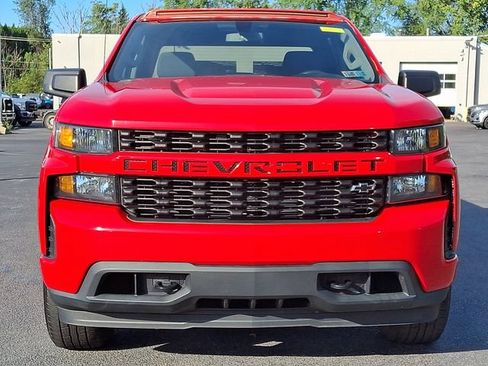 Used 2020 Chevrolet Silverado 1500 Custom w/ Custom Value Package AWD/4WD image 5