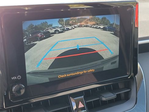 Used 2024 Toyota Corolla LE image 24