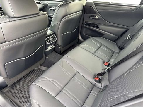 New 2025 Lexus ES 350 Ultra Luxury image 14