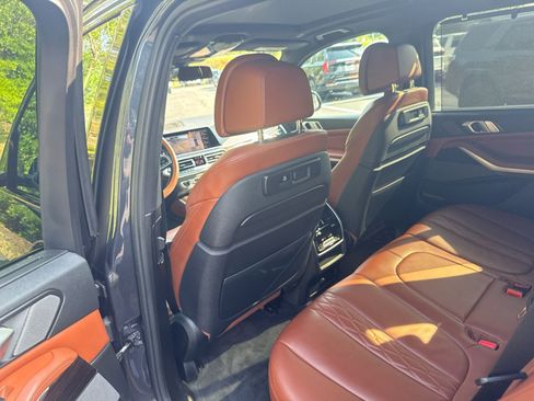 Used 2019 BMW X5 xDrive50i w/ M Sport Package AWD/4WD image 31
