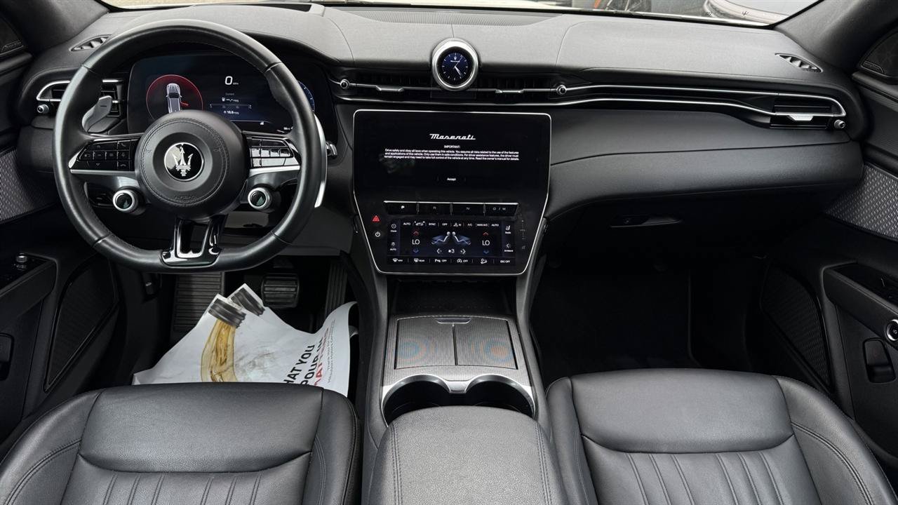 Used 2023 Maserati Grecale GT AWD/4WD image 39
