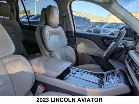 Used 2023 Lincoln Aviator Reserve w/ Equipment Group 201A image 26