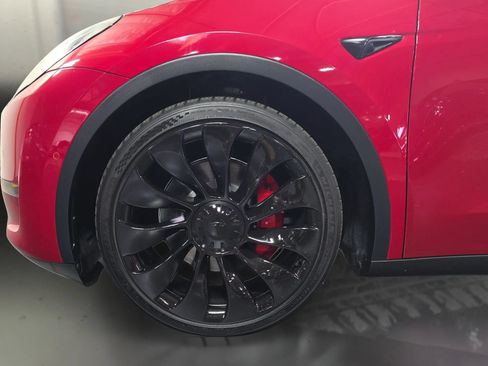 Used 2023 Tesla Model Y Performance AWD/4WD image 20