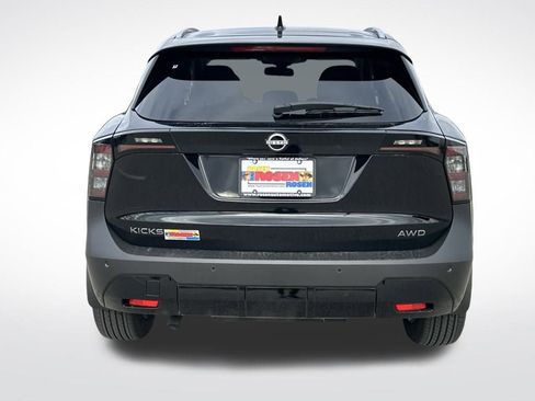 New 2026 Nissan Kicks SV w/ SV Premium Package image 4