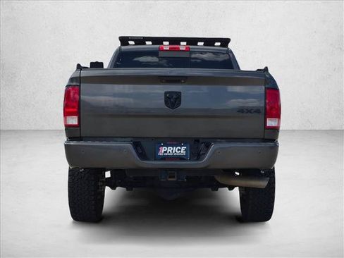 Used 2017 RAM 2500 Big Horn w/ Sport Appearance Group AWD/4WD image 6