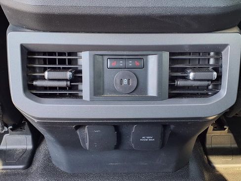 Used 2024 Ford F450 Lariat w/ Chrome Package AWD/4WD image 17