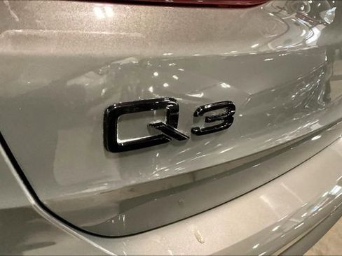 Certified 2023 Audi Q3 2.0T Premium w/ Black Optic Sport Package image 8