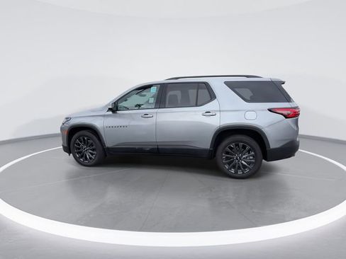Used 2023 Chevrolet Traverse RS image 5