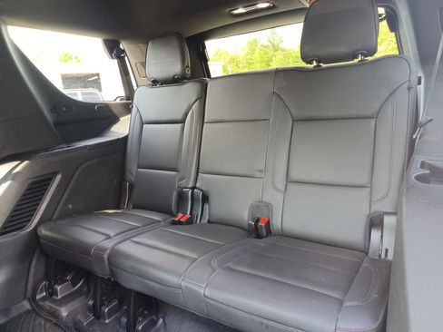 Used 2021 Chevrolet Tahoe High Country w/ Premium Package 2 AWD/4WD image 19