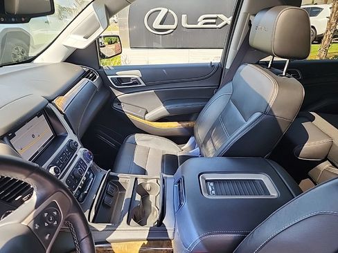 Used 2016 GMC Yukon Denali w/ Open Road Package AWD/4WD image 12