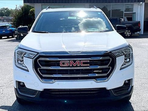 Used 2024 GMC Terrain AT4 w/ Tech Package AWD/4WD image 6