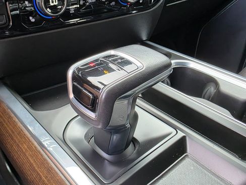 Used 2022 Chevrolet Silverado 1500 High Country image 42