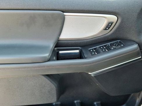 Certified 2025 Ford Expedition Active AWD/4WD image 13
