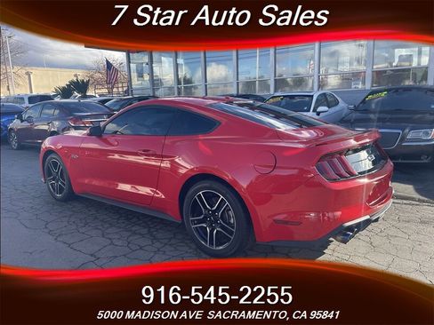 Used 2019 Ford Mustang GT image 4