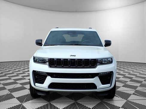 New 2026 Jeep Grand Cherokee Limited Reserve image 2